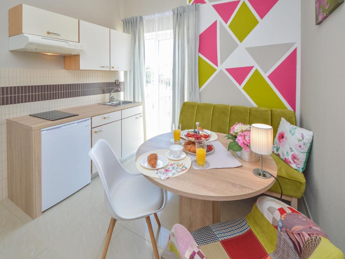 Sovlje Holiday Home Valdor By Interhome מראה חיצוני תמונה